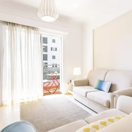 Apartment Ajuda Ii By An Island