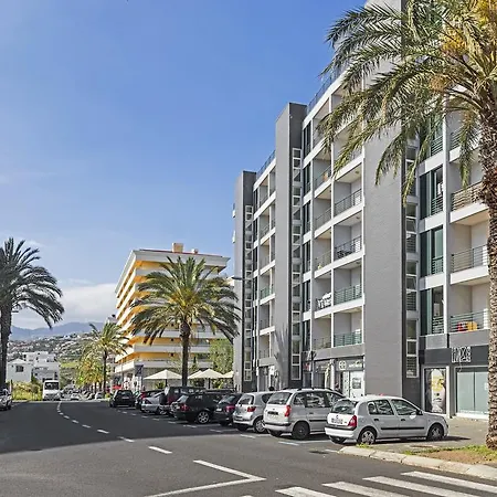 Ajuda Ii By An Island *